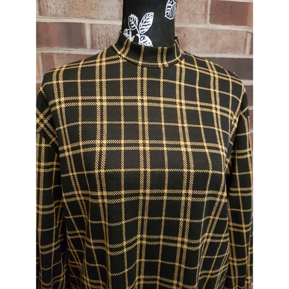 Pull&Bear Plaid Dress - Picture 2 of 5